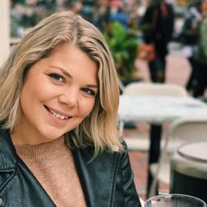Meet your Posher, Alyssa